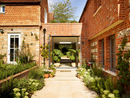 BARBARA WEISS ARCHITECTS