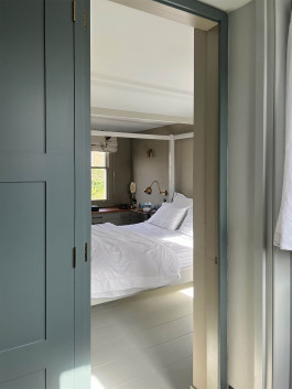 BARBARA WEISS ARCHITECTS